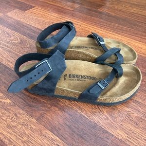 Birkenstock Yara Habana Leather Sandal for Women - Black 39/8